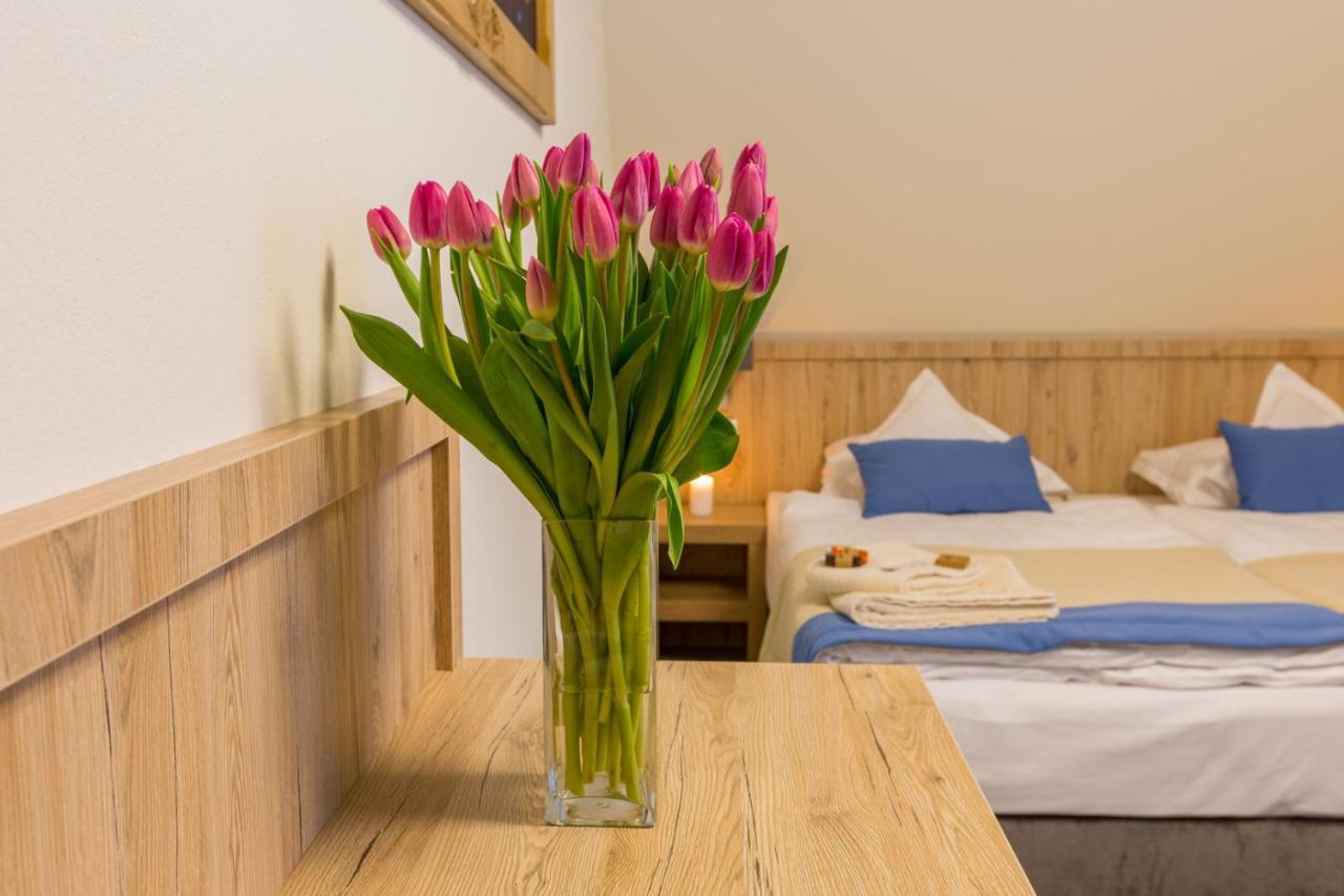 Grand Tatry - Miejsce Na Wyjatkowy Pobyt Dla Ciebie I Twojej Rodziny! - Sauna I Jacuzzi Wliczone W Cene Pobytu -10 Minut Pieszo Od Term Bania เบียลกาตัทร์ชันสกา ภายนอก รูปภาพ