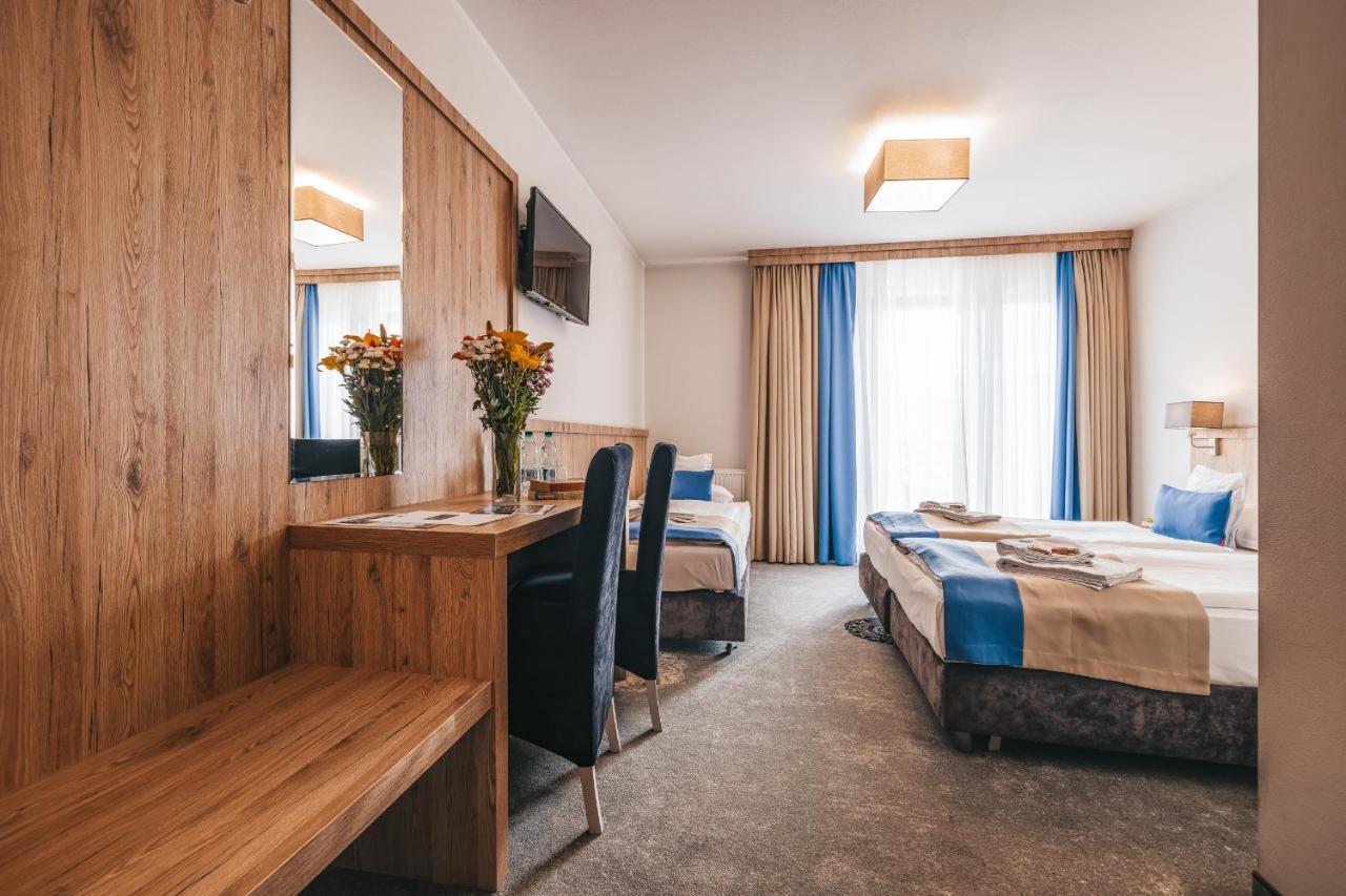 Grand Tatry - Miejsce Na Wyjatkowy Pobyt Dla Ciebie I Twojej Rodziny! - Sauna I Jacuzzi Wliczone W Cene Pobytu -10 Minut Pieszo Od Term Bania เบียลกาตัทร์ชันสกา ภายนอก รูปภาพ